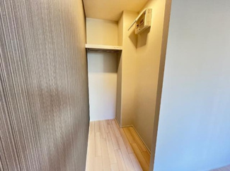 【収納】 | ハレレア | ウォークインクローゼット（イメージ）