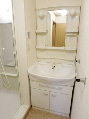 【洗面所】 | メゾン・ソレーユ | 広い洗面スペース