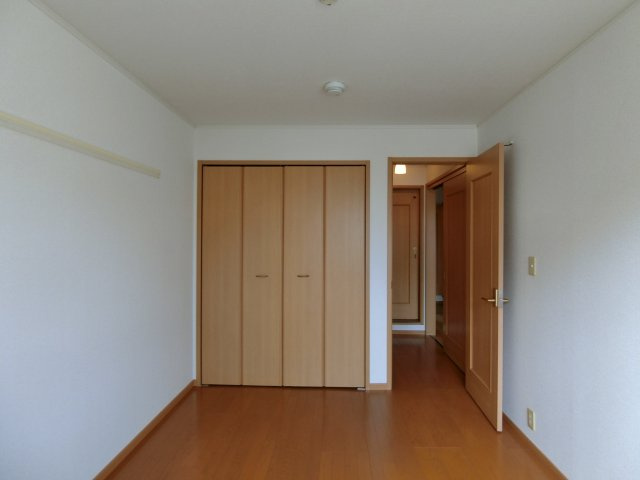 グッド　ヒルズ　２番館の洋室