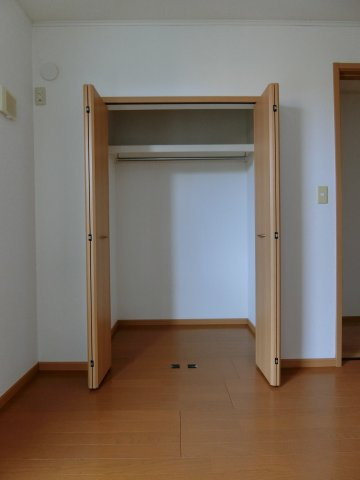 グッド　ヒルズ　２番館の収納