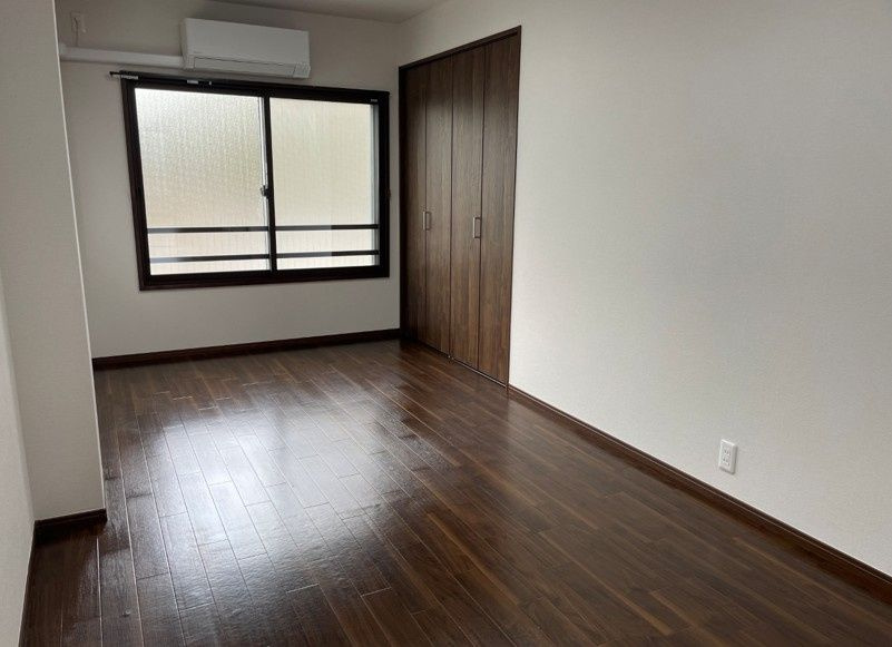 長沼ビルの寝室