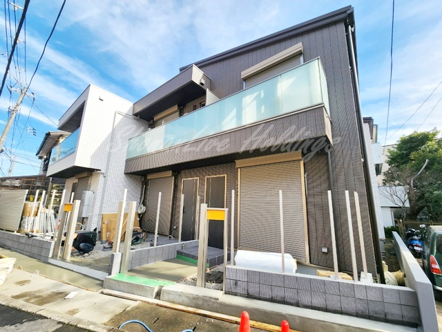 鎌倉市岩瀬のアパートの外観