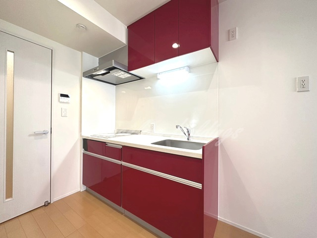 鎌倉市岩瀬のアパートのキッチン