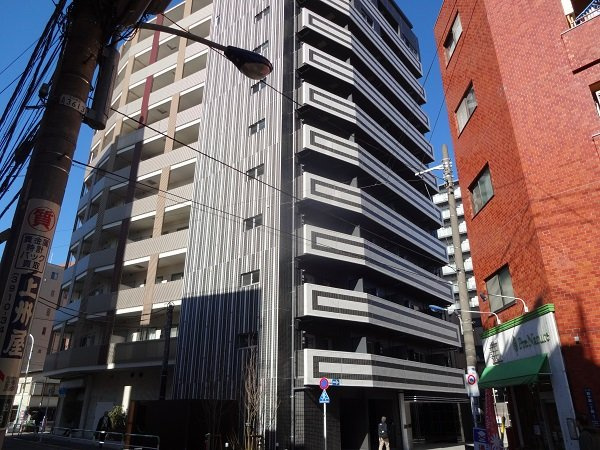 AXAS駒込アジールコートの外観