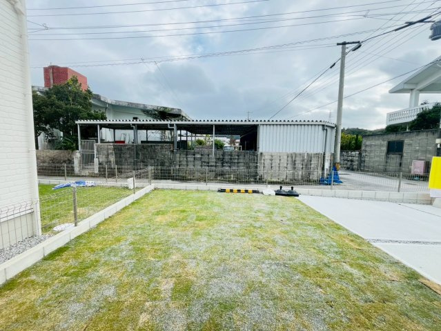 ★★恩納村安冨祖-①号棟の庭|お庭の付いた物件です