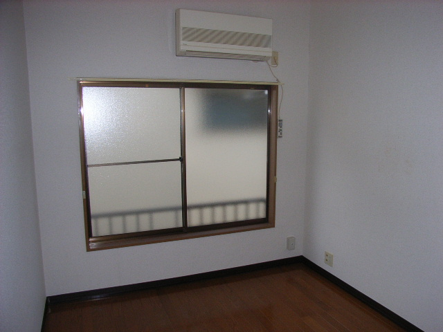 サント・ビラージ・ショウの居間・リビング