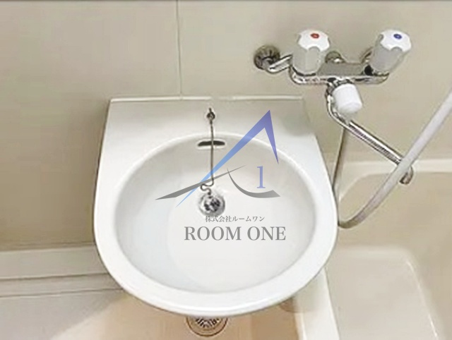 ハーヴェスト八雲の洗面所|洗面台です。