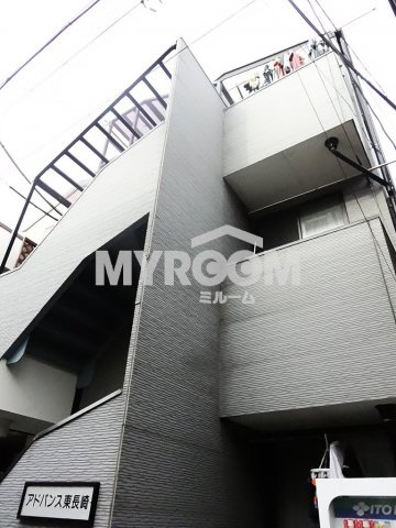 アドバンス東長崎の外観