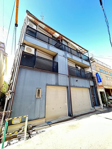 ウエストリバー
