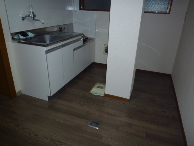 インハーバーフタバの内装