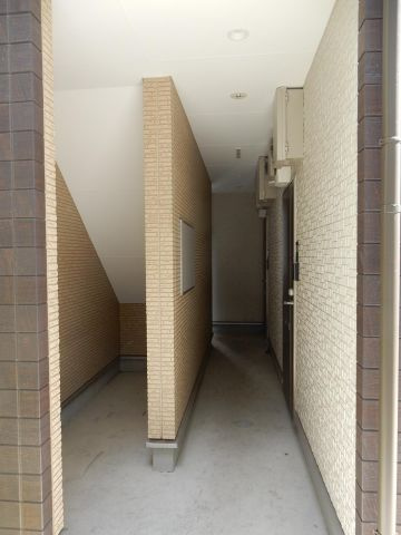 Lavish高円寺（ラビッシュ高円寺）のエントランス|エントランス★