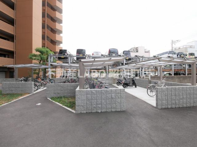 みおつくし杭全の駐車場