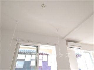 広島市安佐北区深川１丁目のアパートの設備|室内物干し・エアコン