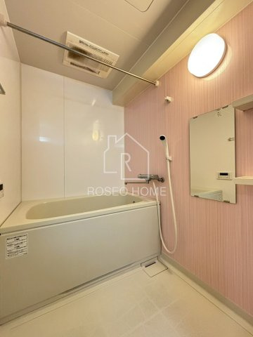 ウエスト江戸堀の浴室|同マンション別部屋：参考写真