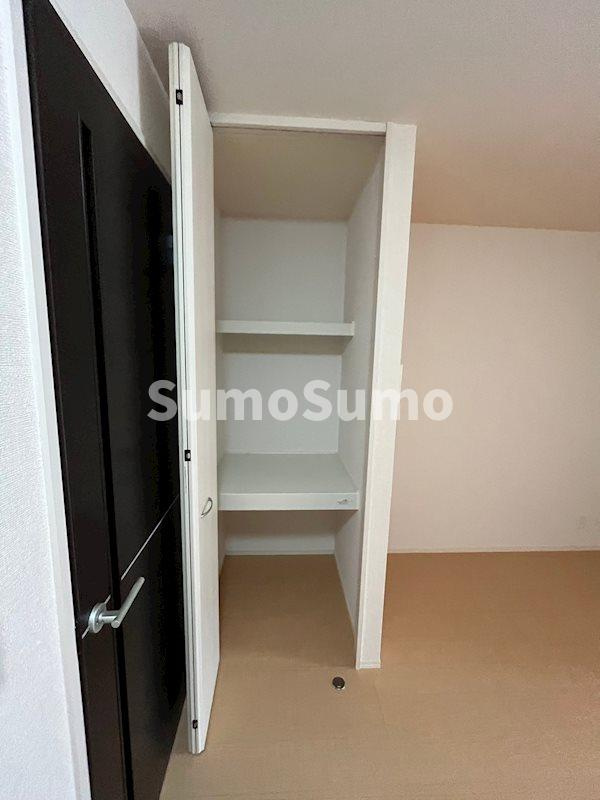 ヴィラ・デュオA棟の収納|大きなものも収納できそうです