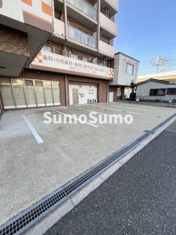 モアライフ魚崎の駐車場|駐車場に車を止められます