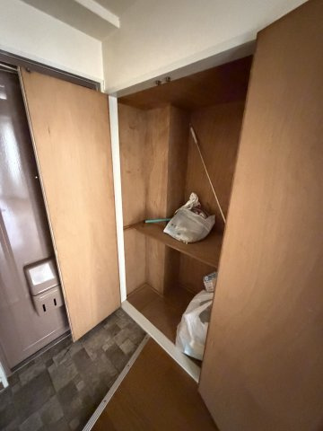 アネックス戸崎の収納