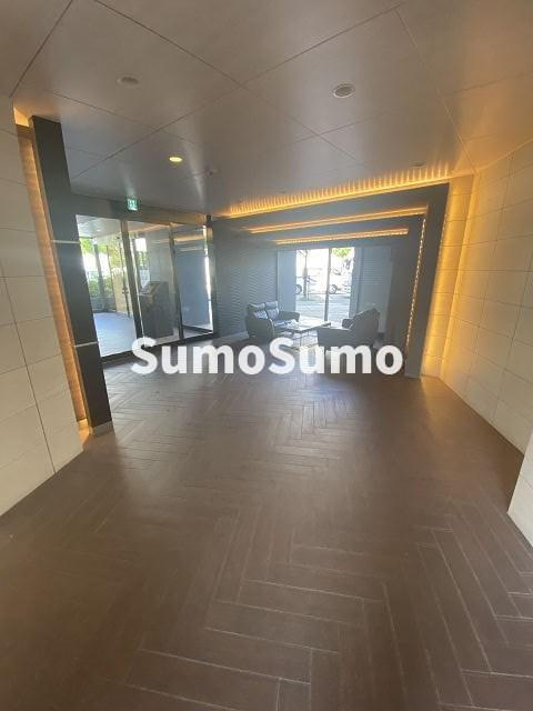 イーグル山手のロビー|ゆとりのあるロビーです