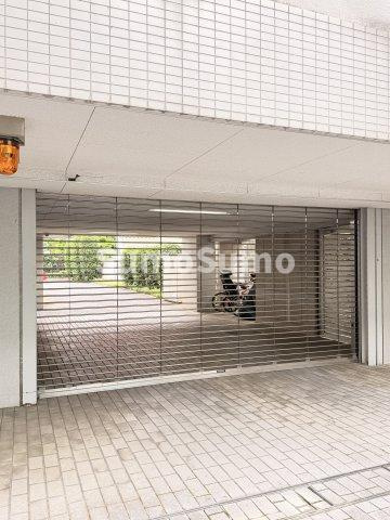 エスティメゾン白金台の駐車場|カースペースがあります