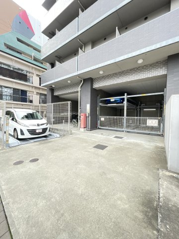 エスリード神戸三宮ノースゲートの駐車場
