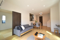 【居間・リビング】 | 西区野方４丁目　中古一戸建☆仲介手数料無料☆