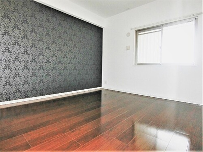 【その他】 | アウルステージ問屋町 | 玄関入って右側洋室（約6.0畳）　※2023年12月撮影