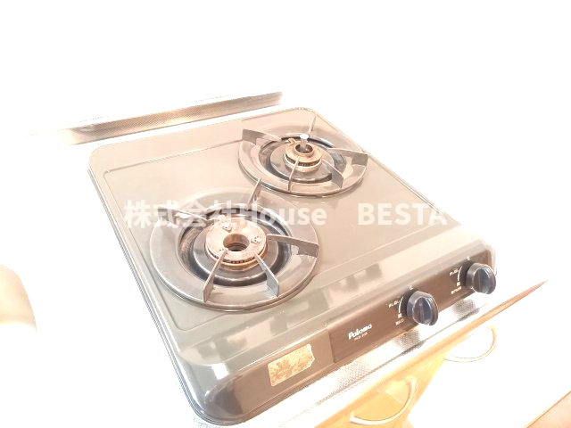 エステムコート神戸ハーバーランド前Ⅳベイライトのキッチン