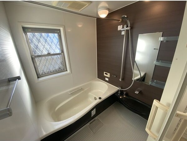 東区大幸一丁目戸建の浴室