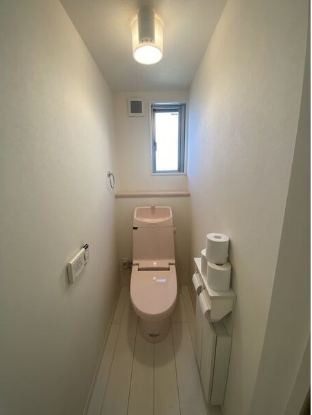 東区大幸一丁目戸建のトイレ