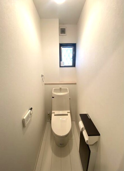 東区大幸一丁目戸建のトイレ