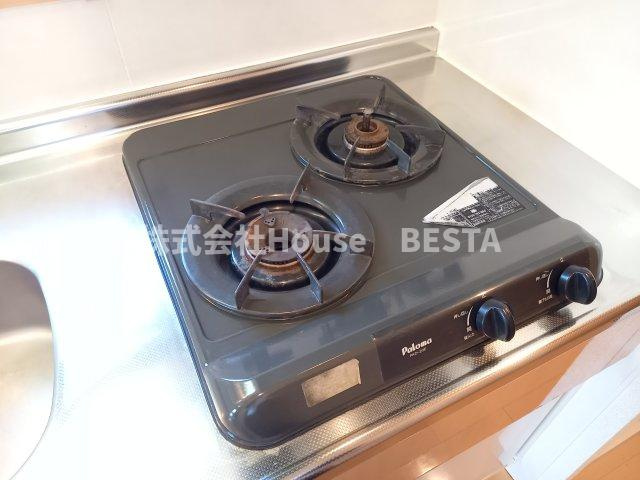 エステムコート神戸ハーバーランド前Ⅳベイライトのキッチン