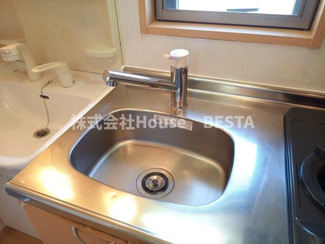 エステムコート神戸ハーバーランド前Ⅳベイライトのキッチン