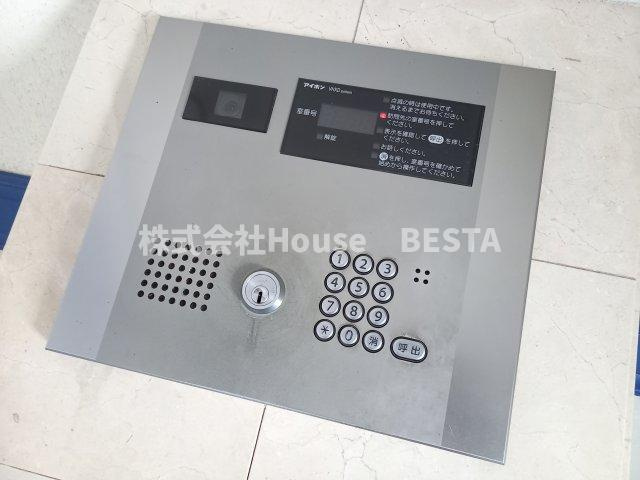 エステムコート神戸ハーバーランド前Ⅳベイライトのエントランス