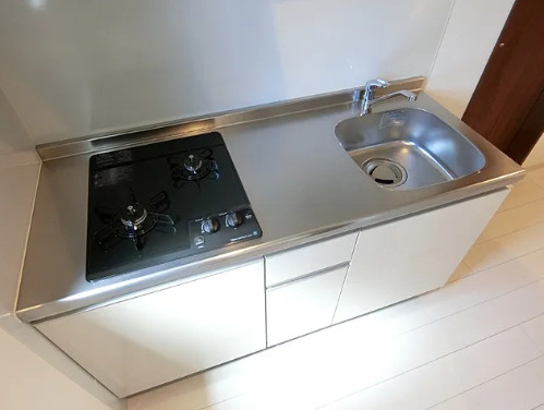 摂津市東正雀　一棟収益マンションのキッチン