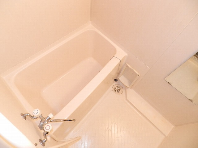 コーポサンライズの浴室