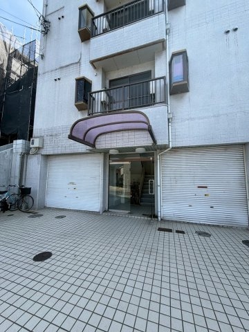 大広第2ビルのエントランス