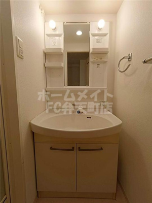 【洗面所】 | エグゼリエみなと通り