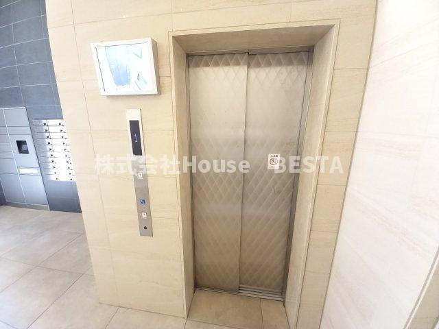 エスプレイス神戸ハーバーウエストのロビー