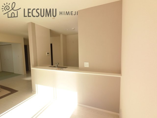 太子町東南3期/新築戸建の居間・リビング|同社施工例