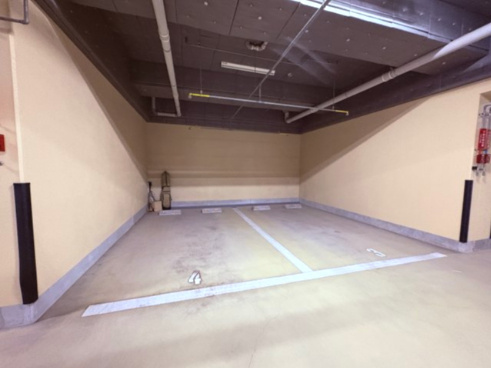 ファスタージュ垂水五色山サーモスの駐車場|駐車場