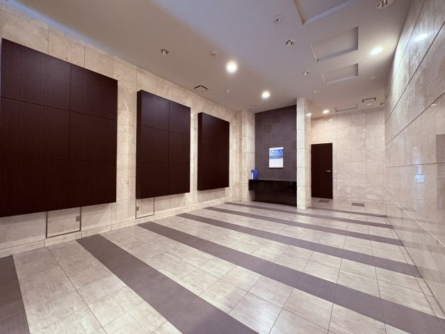 ファスタージュ垂水五色山サーモスのエントランス|共用部 ロビー