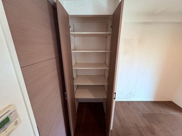 ファスタージュ垂水五色山サーモスの収納|パントリー