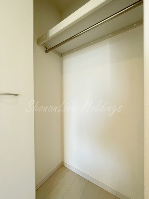 鎌倉市岡本２丁目のアパートの収納|洋服多い方にもおすすめ♪