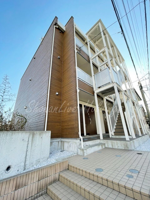 鎌倉市岡本２丁目のアパート