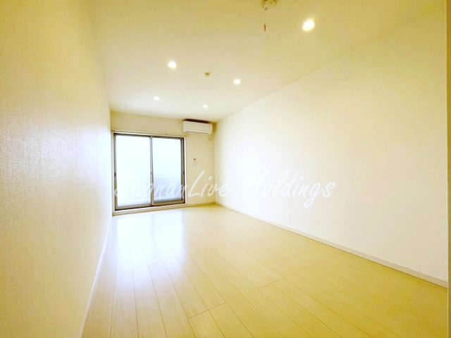 鎌倉市岡本２丁目のアパートの居間・リビング|使いやすいリビングになります♪