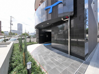 【エントランス】 | セレニテ福島アリア