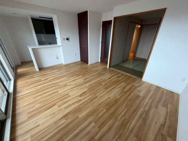 グレイスビュー六甲山手の居間・リビング