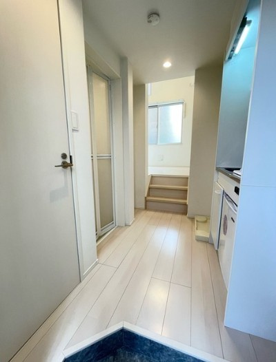 足立区千住中居町のアパート