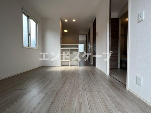 リコ・コリーナの居間・リビング|高崎、前橋、伊勢崎エリアのお部屋探しはエンドスケープまで！お客様の理想お聞かせ下さい♪
内装の一部が画像と異なる場合がございます。