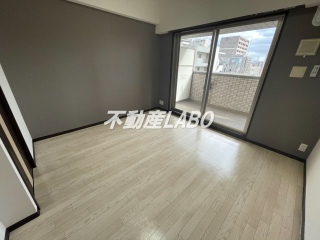 アプリーレ南堀江の洋室